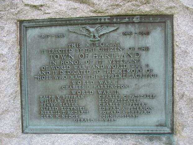 TOWN OF HARTLAND  WORLD WAR I AND WORLD WAR II MEMORIAL PLAQUE