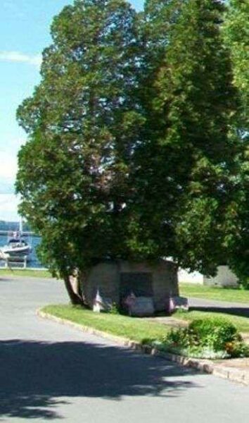 TOWN OF CAPE VINCENT WORLD WAR II MEMORIAL