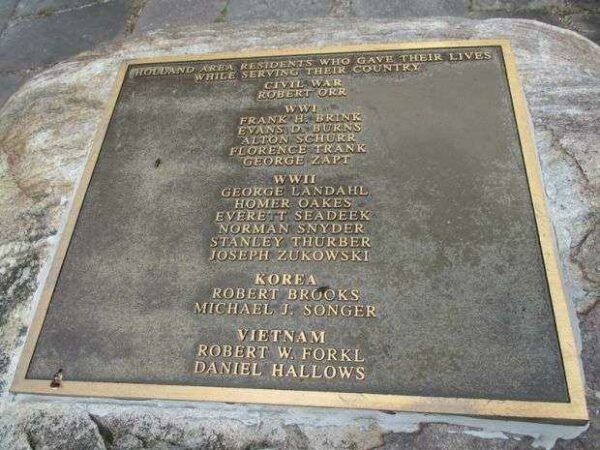 HOLLAND AREA WAR VETERANS MEMORIAL PLAQUE