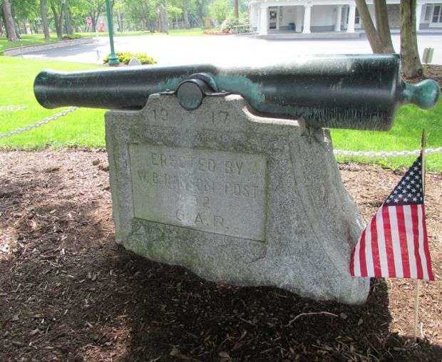 W.B. RANSOM POST 432 G.A.R. MEMORIAL CANNON