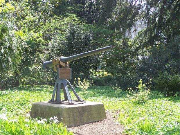 BATTLESHIP MAINE MEMORIAL GUN