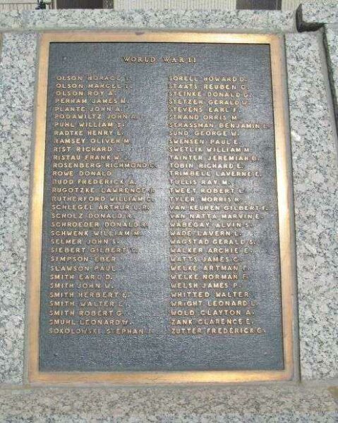 EAU CLAIRE COUNTY WAR MEMORIAL PLAQUE J