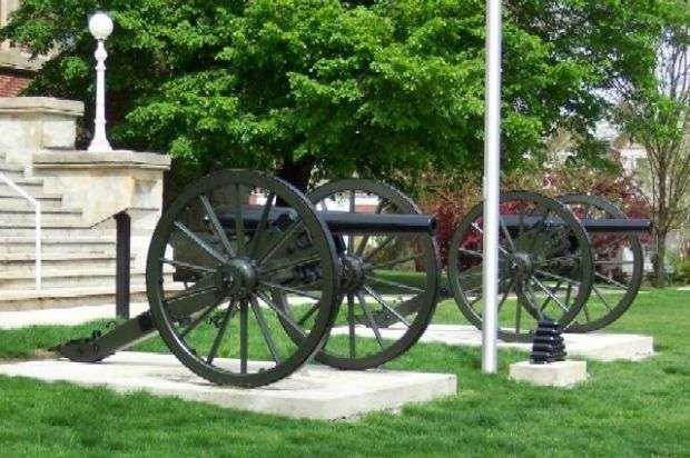 UNION COUNTY CIVIL WAR MEMORIAL CANNONS