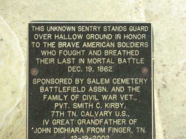 UNKNOWN SENTRY STANDS GUARD WAR MEMORIAL PLAQUE