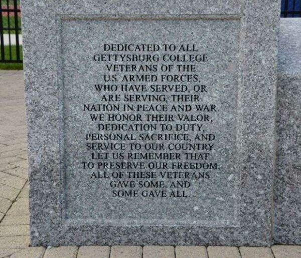 GETTYSBURG COLLEGE VETERANS MEMORIAL DEDICATION STONE