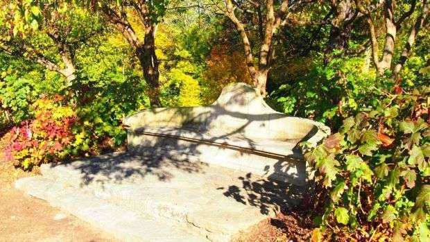 HAMILTON COUNTY WORLD WAR I MEMORIAL CHERRY TREE GROVE
