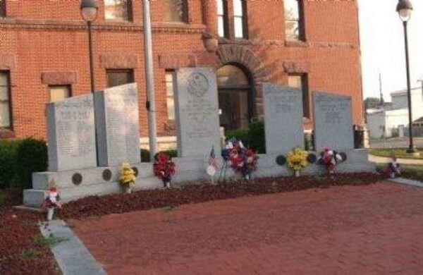 FAYETTE COUNTY VETERANS MEMORIAL