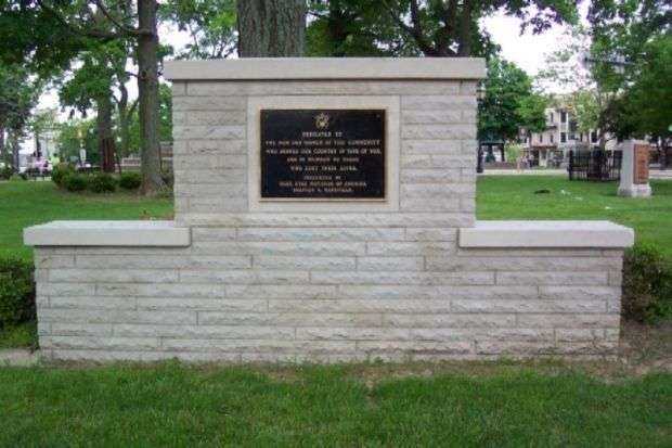 MANSFIELD BLUE STAR MOTHERS WAR MEMORIAL