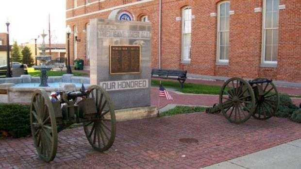 GREENFIELD WORLD WAR MEMORIAL