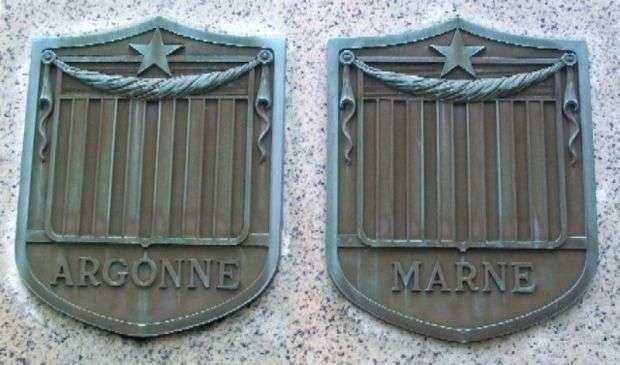 FAYETTE COUNTY WORLD WAR MEMORIAL PLAQUES C & D
