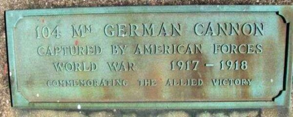 104MM GERMAN CANNON WAR MEMORIAL PLAQUE