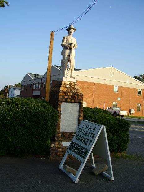 POLK COUNTY WORLD WAR MEMORIAL HIGHWAY STATUE
