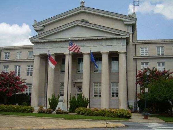 LINCOLN COUNTY VETERANS MEMORIAL PLAZA
