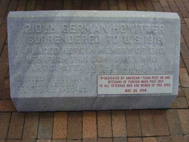 210MM GERMAN HOWITZER MEMORIAL STONE AND PLAQUE