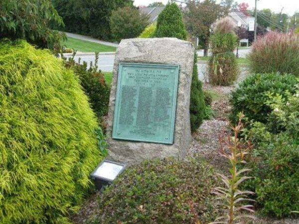 YORKTOWN WORLD WAR MEMORIAL