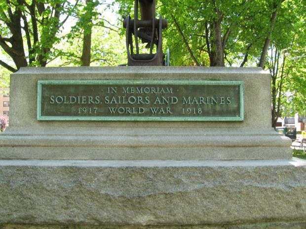 WHITE PLAINS WORLD WAR GUN MEMORIAL PLAQUE