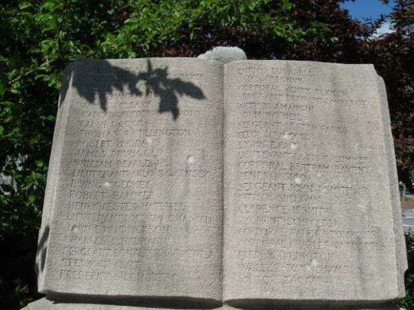 WHITE PLAINS ROLL OF HONOR MEMORIAL STONE
