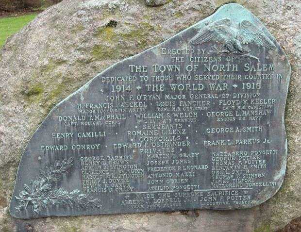 TOWN OF SALEM WORLD WAR MEMORIAL PLAQUE