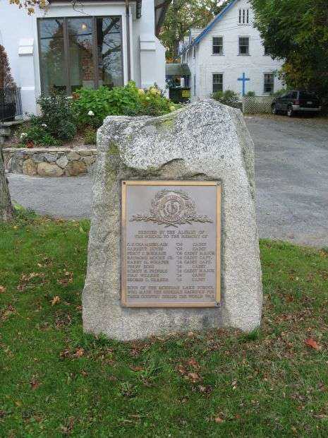 MOHEGAN LAKE SCHOOL WORLD WAR MEMORIAL