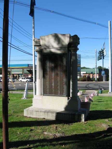 HAVERSTRAW WORLD WAR MEMORIAL BACK