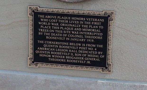 OYSTER BAY WORLD WAR MEMORIAL PLAQUE B