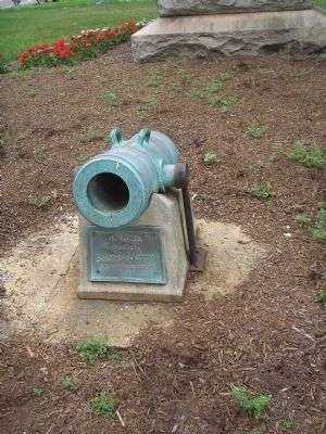 CUBAN HOWITZER MEMORIAL CANNON