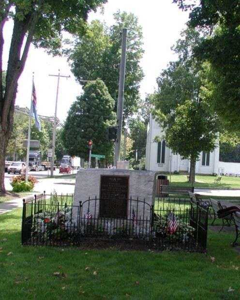 ELLICOTTVILLE WORLD WARS MEMORIAL