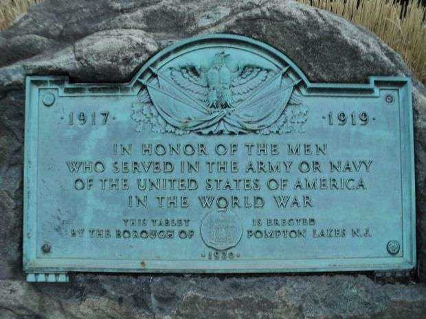 POMPTON LAKES WORLD WAR MEMORIAL PLAQUE