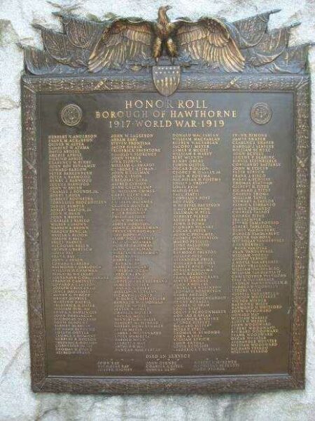 HAWTHORNE WORLD WAR MEMORIAL PLAQUE