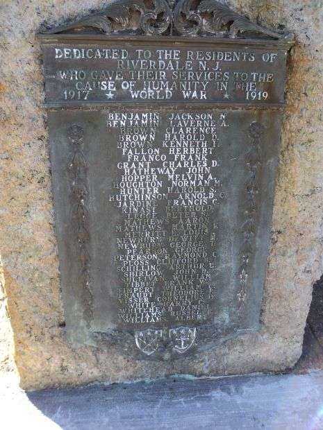 RIVERDALE WORLD WAR I MEMORIAL PLAQUE