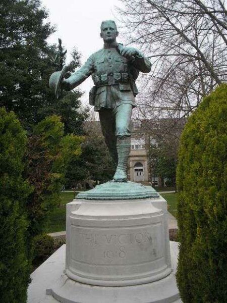 THE VICTOR WAR MEMORIAL FRONT