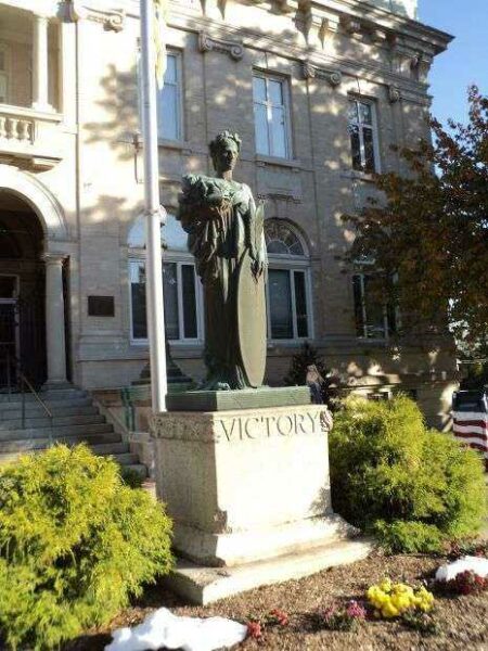 BELLEVILLE WORLD WAR VICTORY MEMORIAL