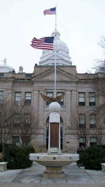 KEARNEY COUNTY WORLD WAR VETERANS MEMORIAL