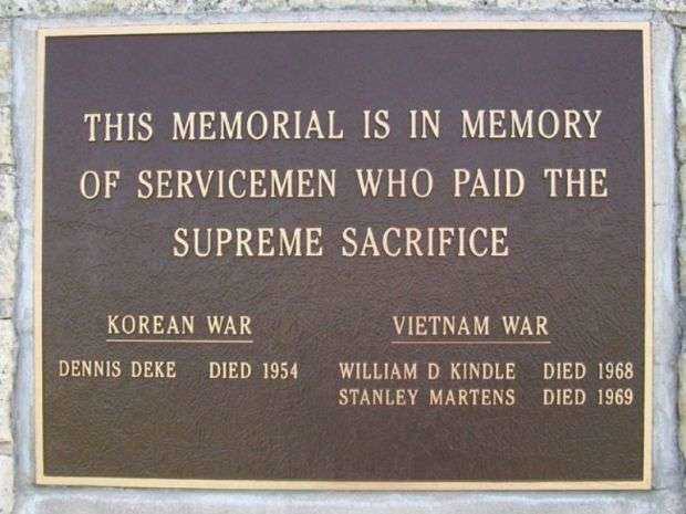 ST. PAUL’S LUTHERAN CHURCH VETERANS MEMORIAL PLAQUE C