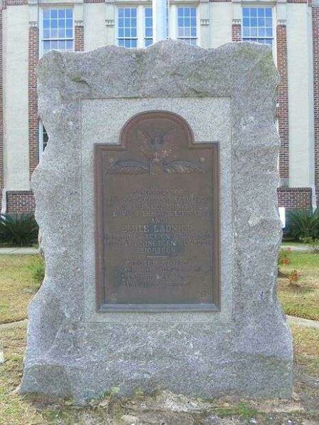 OCEAN SPRINGS WORLD WAR MEMORIAL