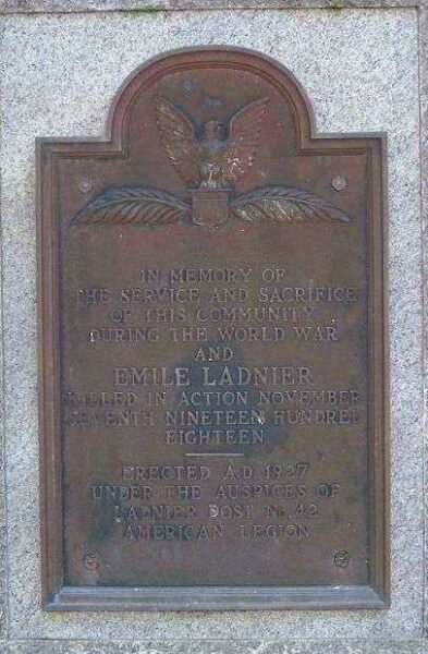 OCEAN SPRINGS WORLD WAR MEMORIAL PLAQUE