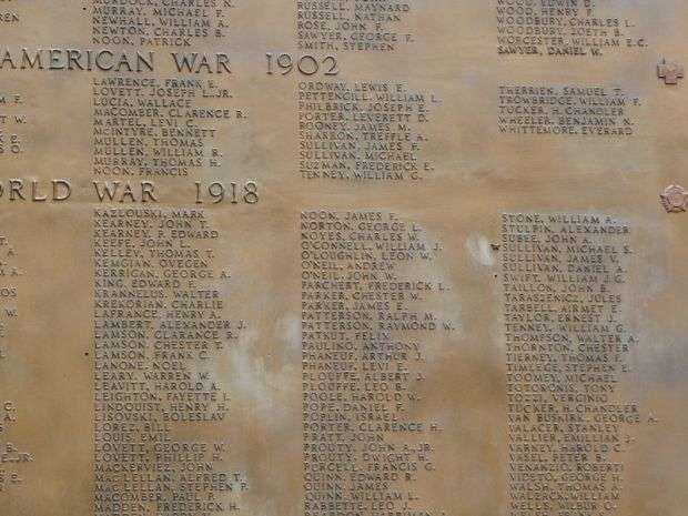 IN HONOR OF THOSE WHO FOUGHT FOR OUR COUNTRY MEMORIAL BACK PLAQUE D