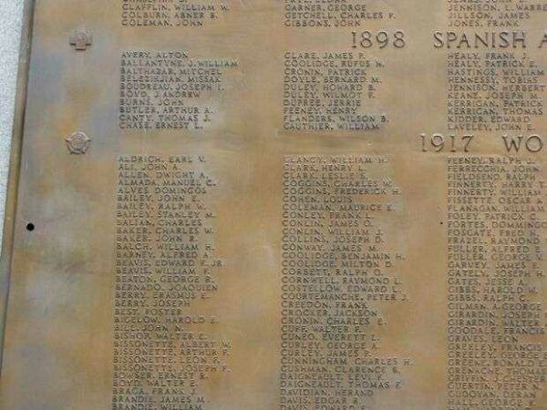 IN HONOR OF THOSE WHO FOUGHT FOR OUR COUNTRY MEMORIAL BACK PLAQUE C