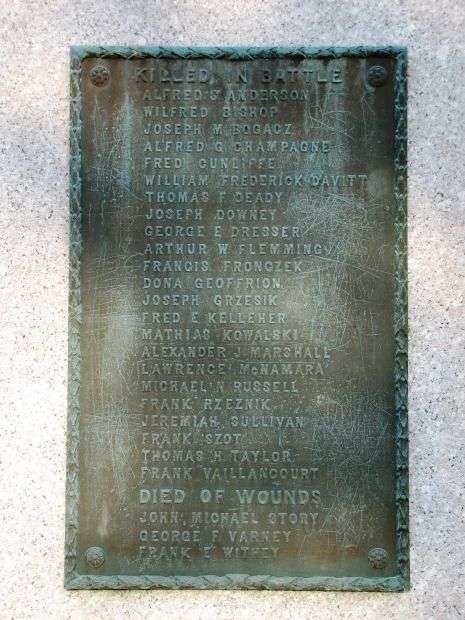 CHICOPEE WORLD WAR MEMORIAL PLAQUE B