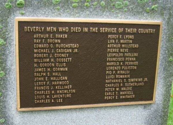 BEVERLY WORLD WAR I MEMORIAL PLAQUE B