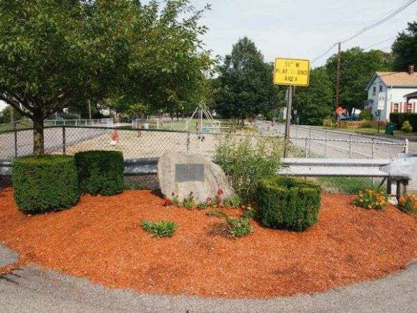 ANGELL PARK WAR MEMORIAL