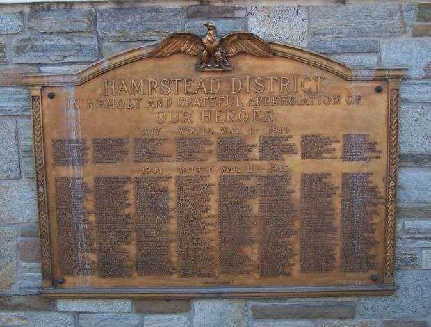 HAMPSTEAD DISTRICT WORLD WARS MEMORIAL HONOR ROLL PLAQUE