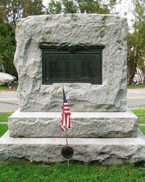 THE TOWN OF FRANKLIN WORLD WAR MEMORIAL