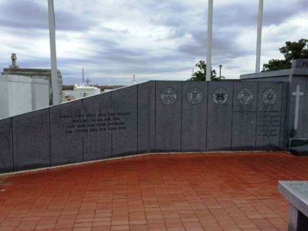 VETERANS MEMORIAL MONUMENT LEFT WALL