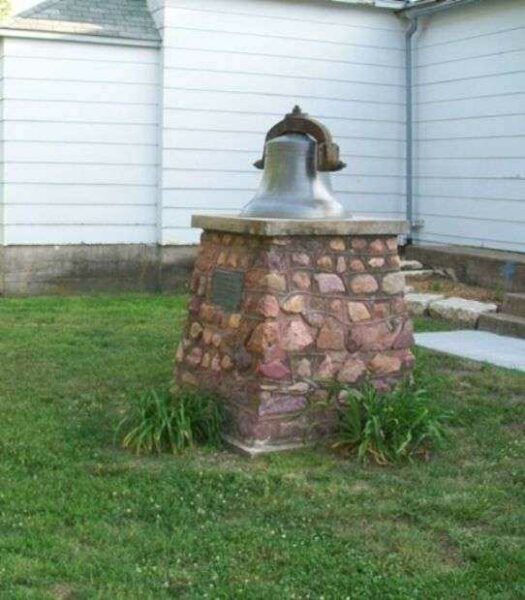 WESTMORELAND WAR VETERANS MEMORIAL BELL