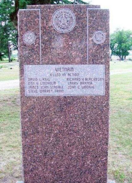 LINDSBORG WAR MEMORIAL BACK