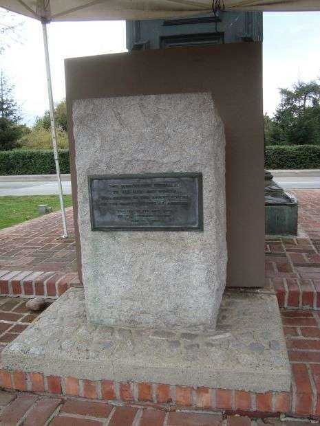 PALO ALTO SERVICEMEN AND SERVICEWOMEN MEMORIAL