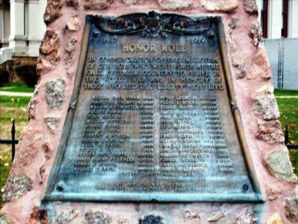 PARK COUNTY WAR MOTHERS MEMORIAL PLAQUE