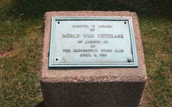JACKSON COUNTY WORLD WAR I VETERANS MEMORIAL
