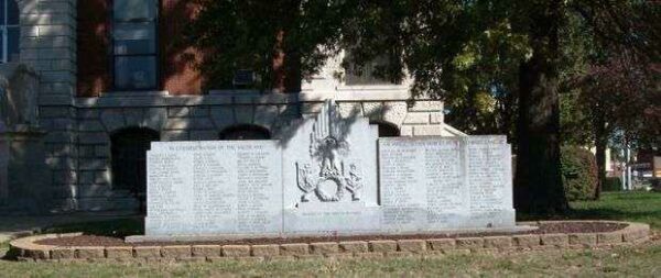 GIBSON COUNTY WORLD WARS I AND II MEMORIAL